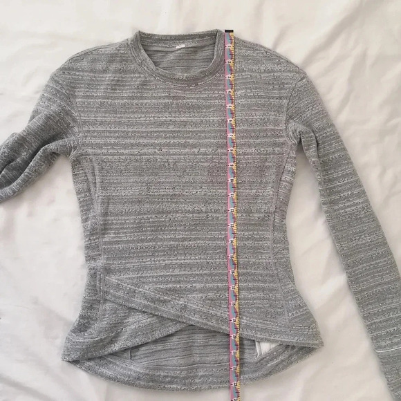 Lululemon Close to Crossing Long Sleeve *Rulu White Gray Stripe Jacquard 4 - Picture 14 of 16